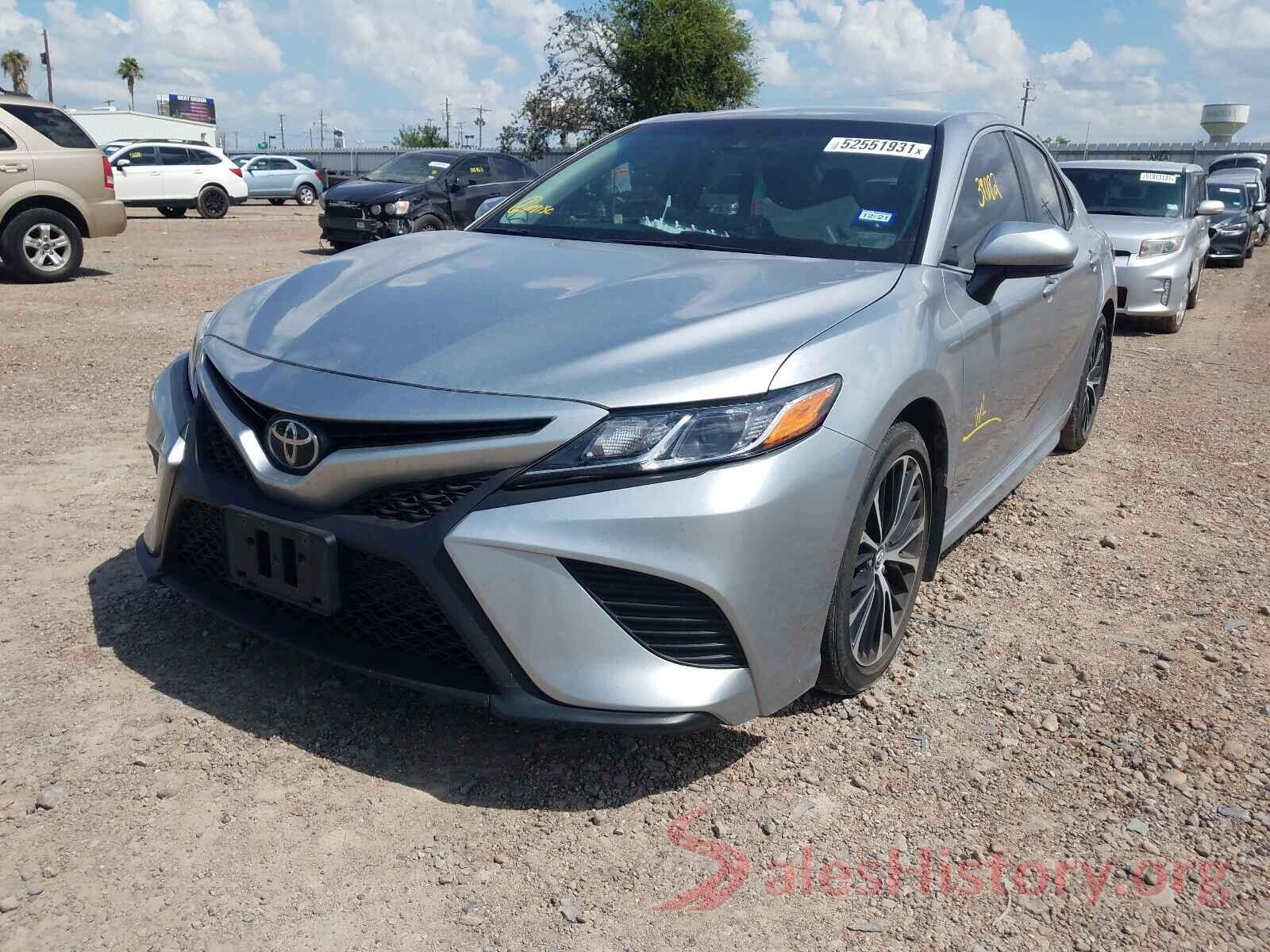 4T1B11HK4JU054490 2018 TOYOTA CAMRY