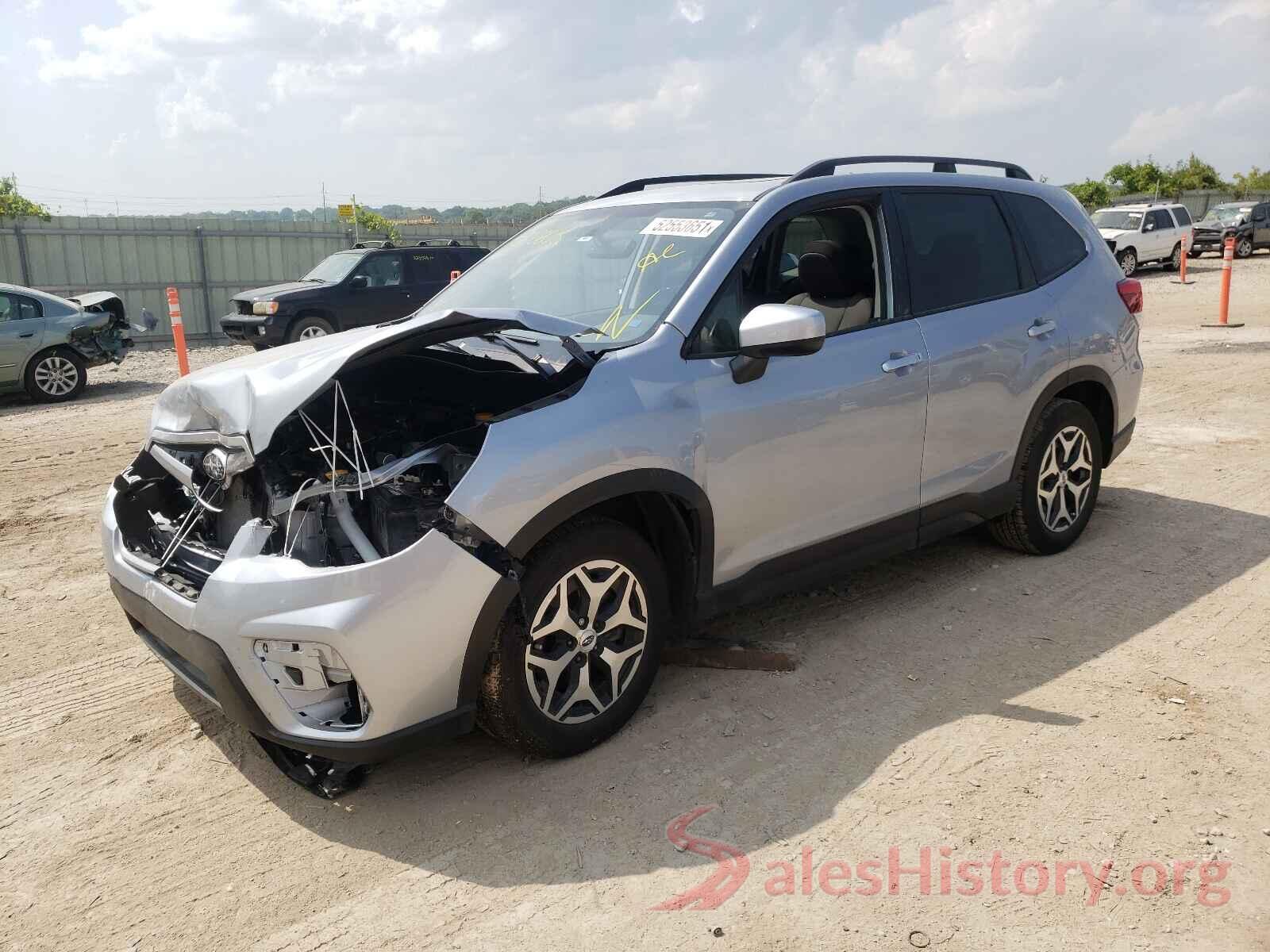 JF2SKAJC2LH578805 2020 SUBARU FORESTER