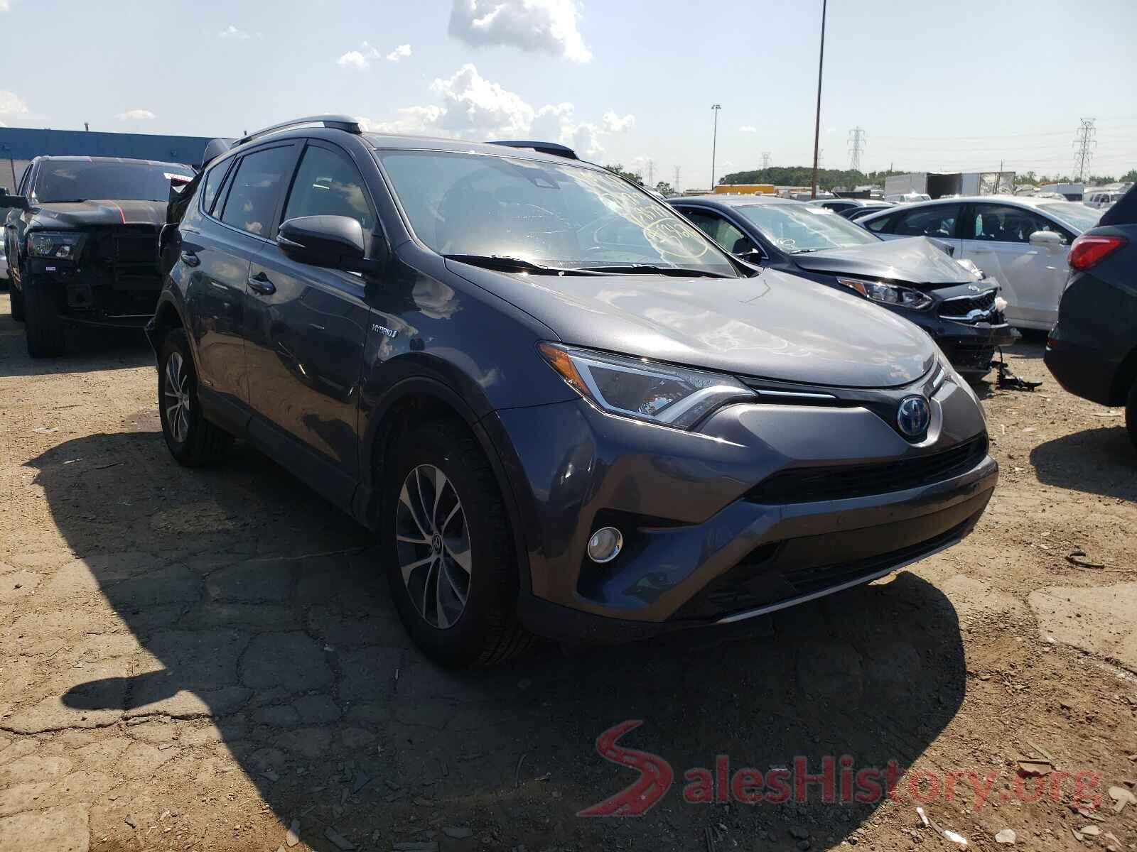 JTMRJREV1HD088378 2017 TOYOTA RAV4