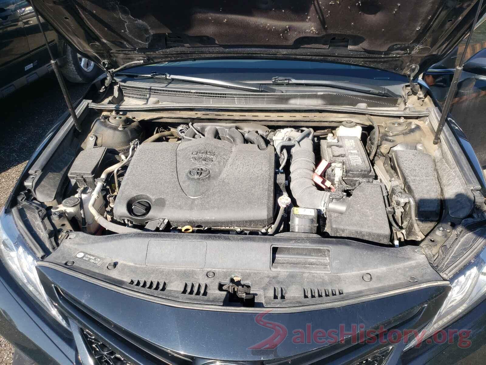 4T1BZ1HK2JU015115 2018 TOYOTA CAMRY