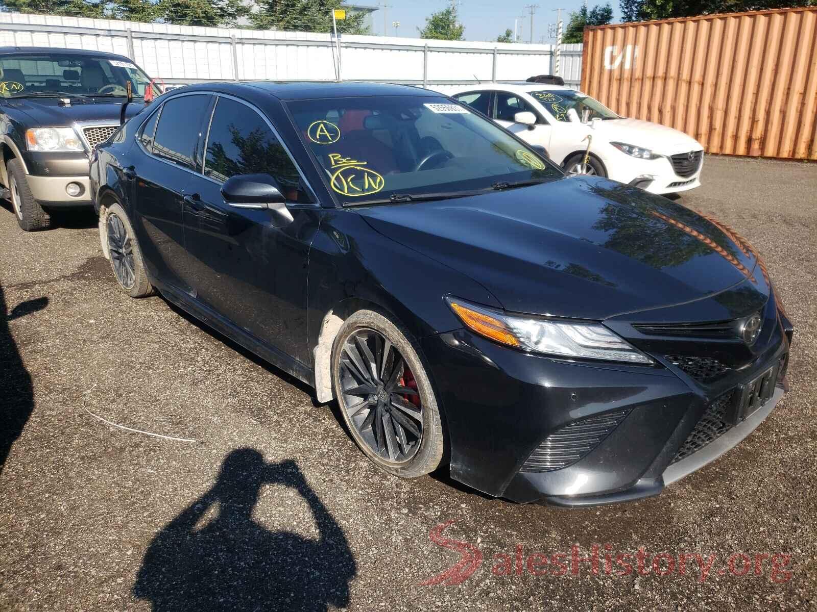 4T1BZ1HK2JU015115 2018 TOYOTA CAMRY