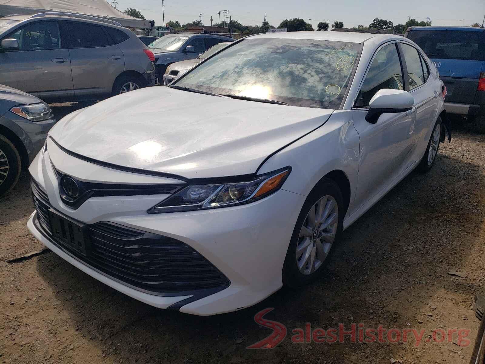 4T1B11HK8JU145715 2018 TOYOTA CAMRY