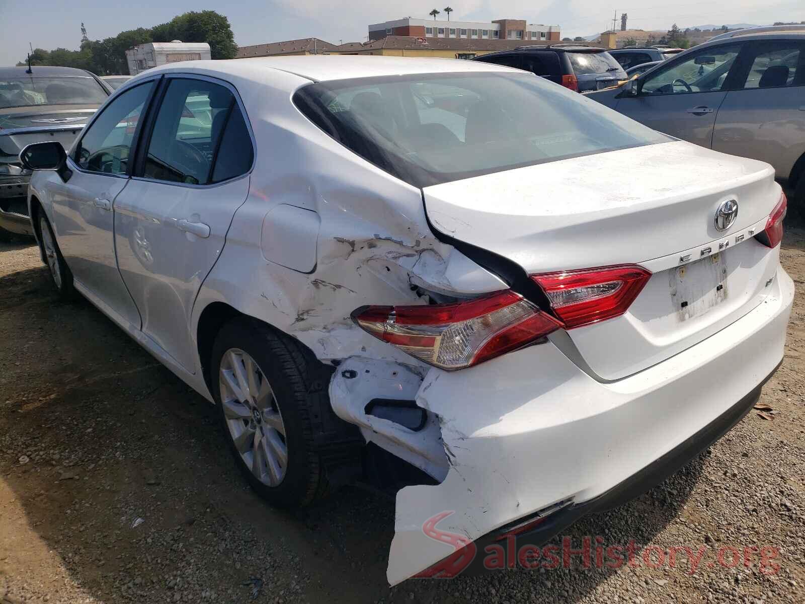 4T1B11HK8JU145715 2018 TOYOTA CAMRY