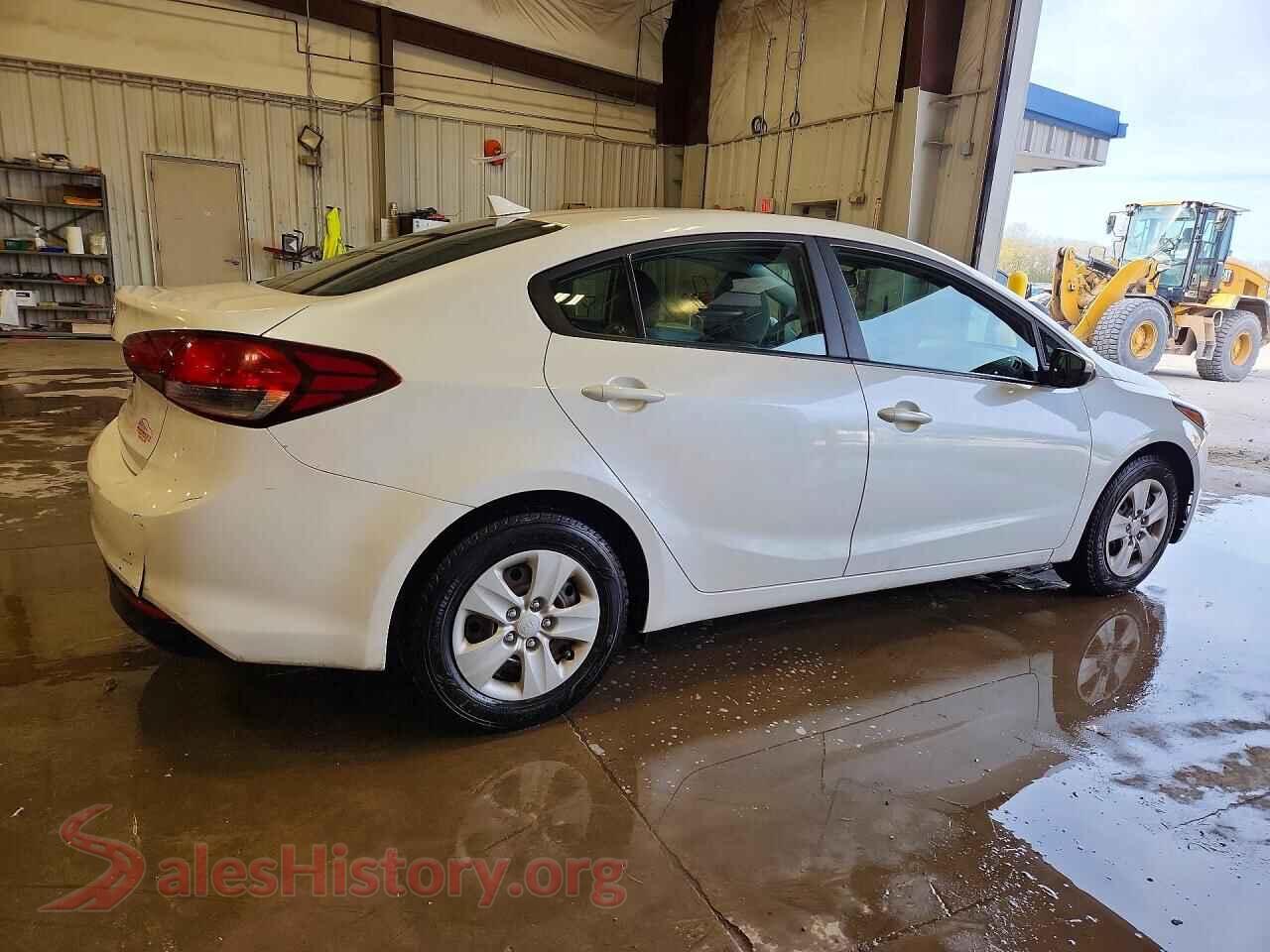 2017 KIA FORTE VIN 3KPFL4A77HE068822, right side view