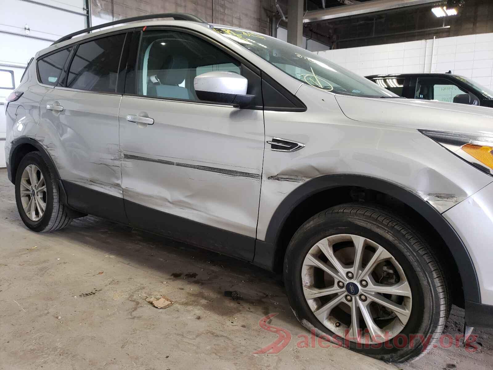 1FMCU9GD8JUC76382 2018 FORD ESCAPE