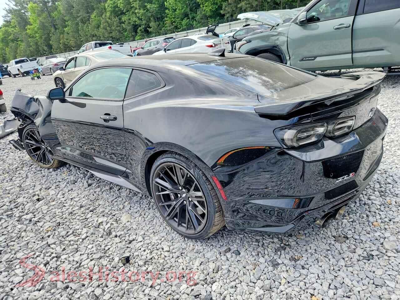 2019 CHEVROLET CAMARO VIN 1G1FJ1R67K0110317, front view
