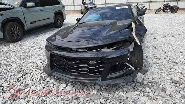 2019 CHEVROLET CAMARO VIN 1G1FJ1R67K0110317, damage close-up