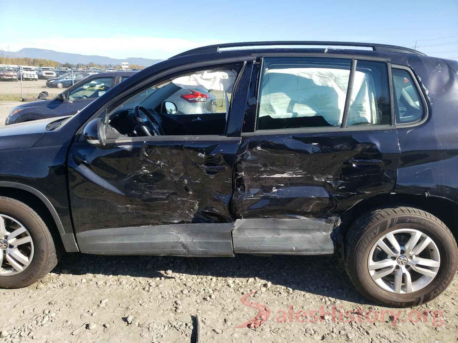 WVGBV7AX7HW501745 2017 VOLKSWAGEN TIGUAN