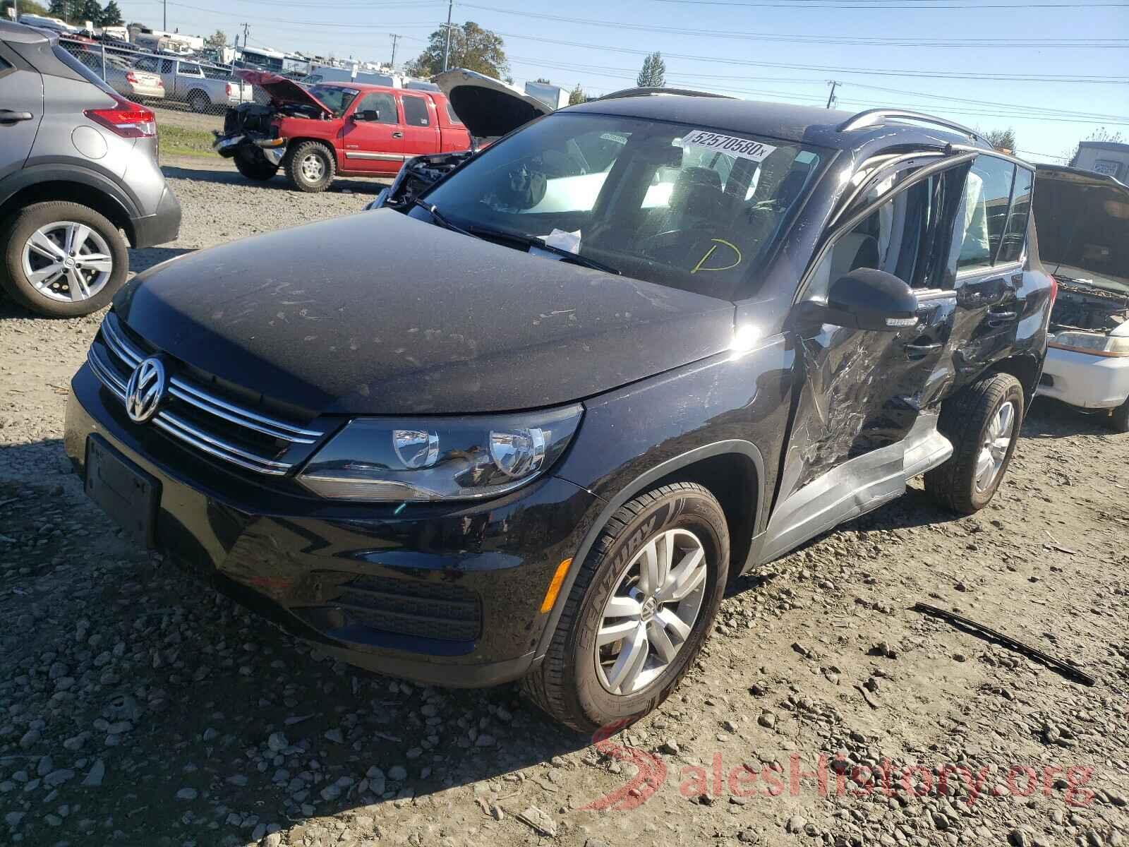 WVGBV7AX7HW501745 2017 VOLKSWAGEN TIGUAN