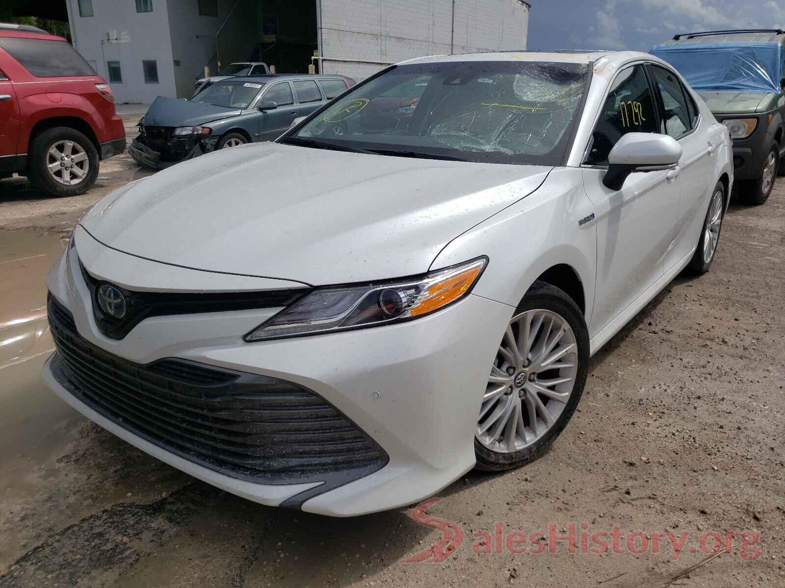 4T1B21HK3JU008176 2018 TOYOTA CAMRY