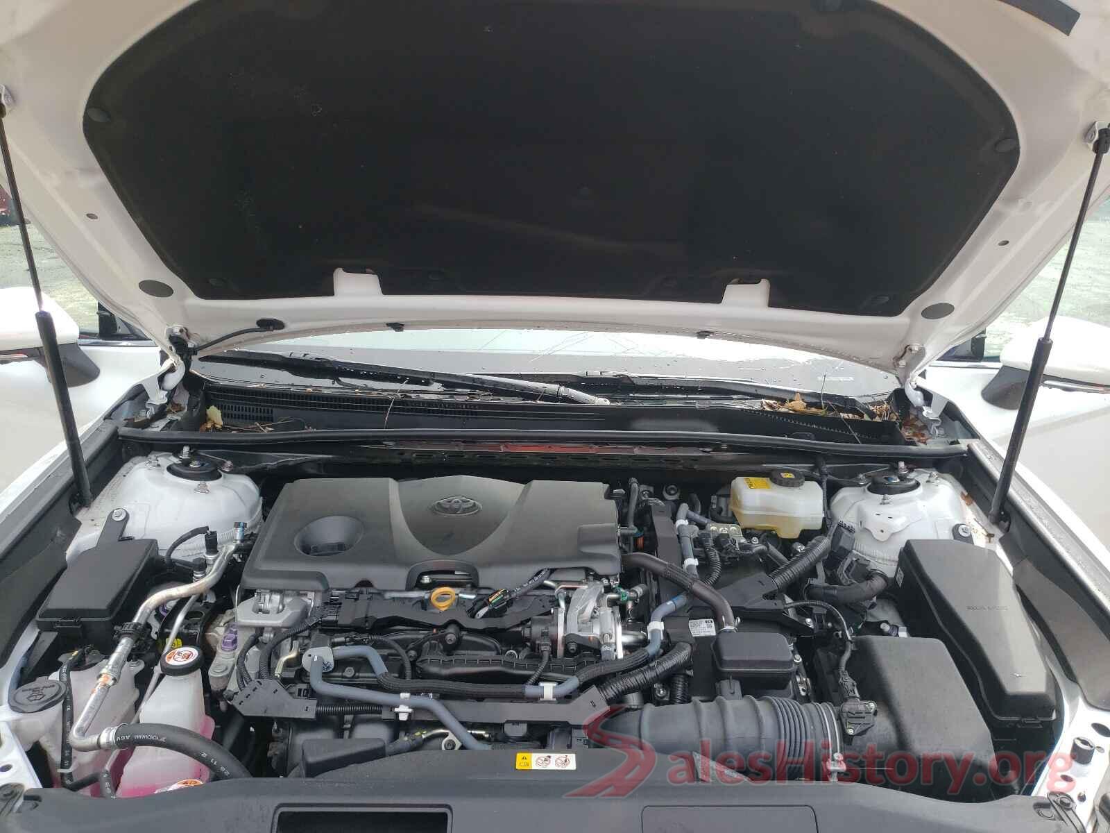 4T1B21HK3JU008176 2018 TOYOTA CAMRY