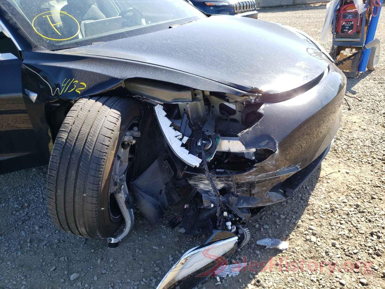 5YJ3E1EA6JF059093 2018 TESLA MODEL 3