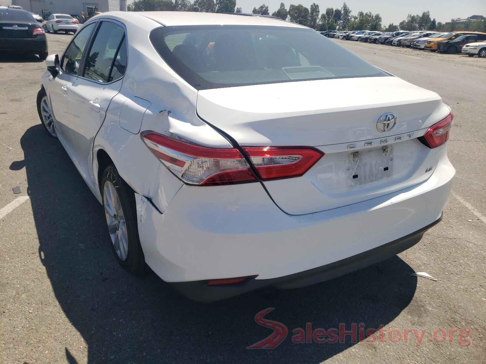 4T1B11HK2JU067514 2018 TOYOTA CAMRY