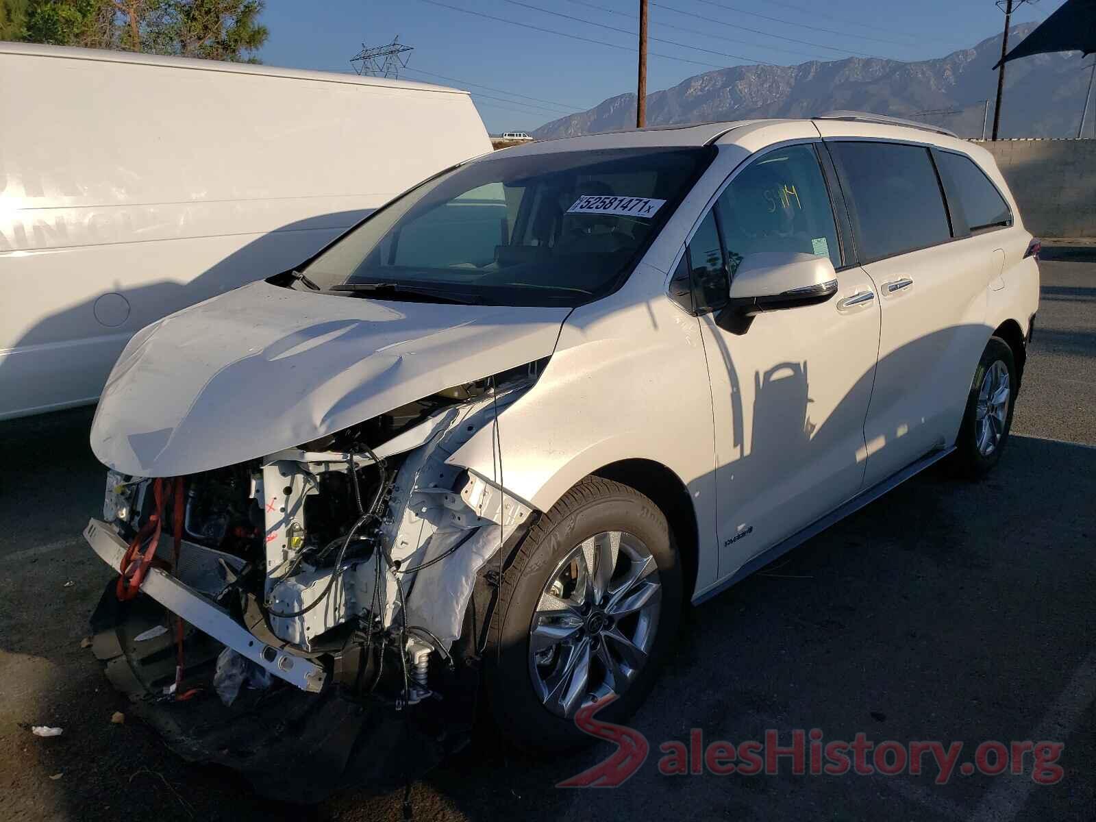 5TDZRKEC8MS030359 2021 TOYOTA SIENNA