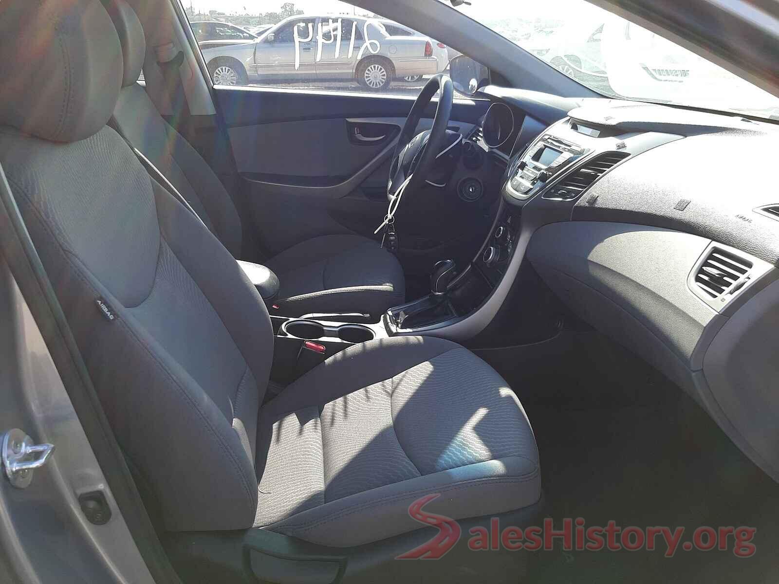 5NPDH4AE2GH764912 2016 HYUNDAI ELANTRA