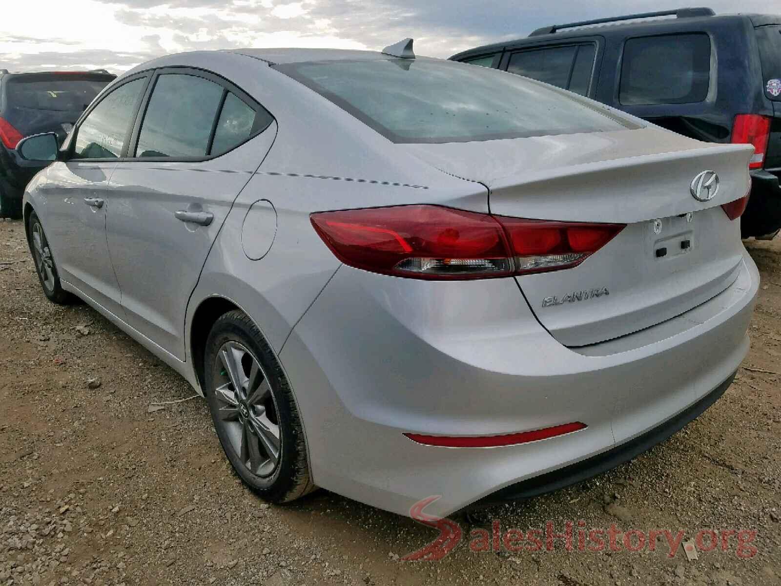 5NPD84LF2JH240916 2018 HYUNDAI ELANTRA