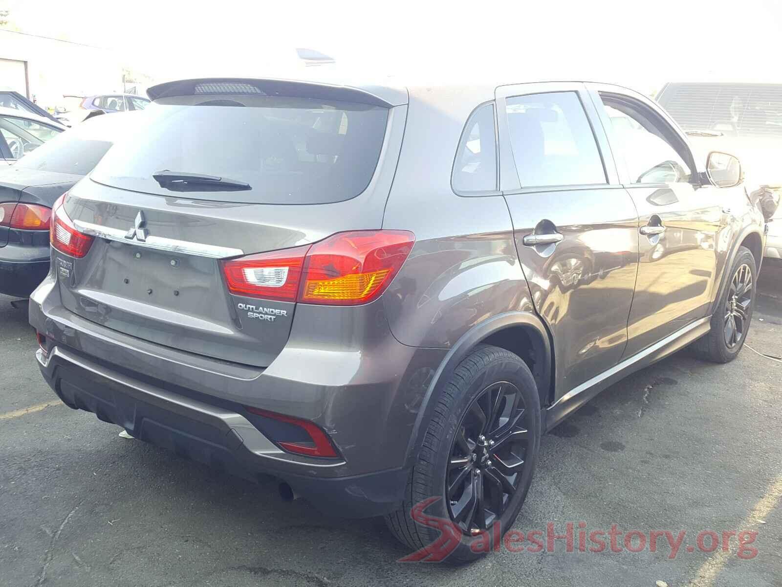 JA4AP3AU2JU009158 2018 MITSUBISHI OUTLANDER