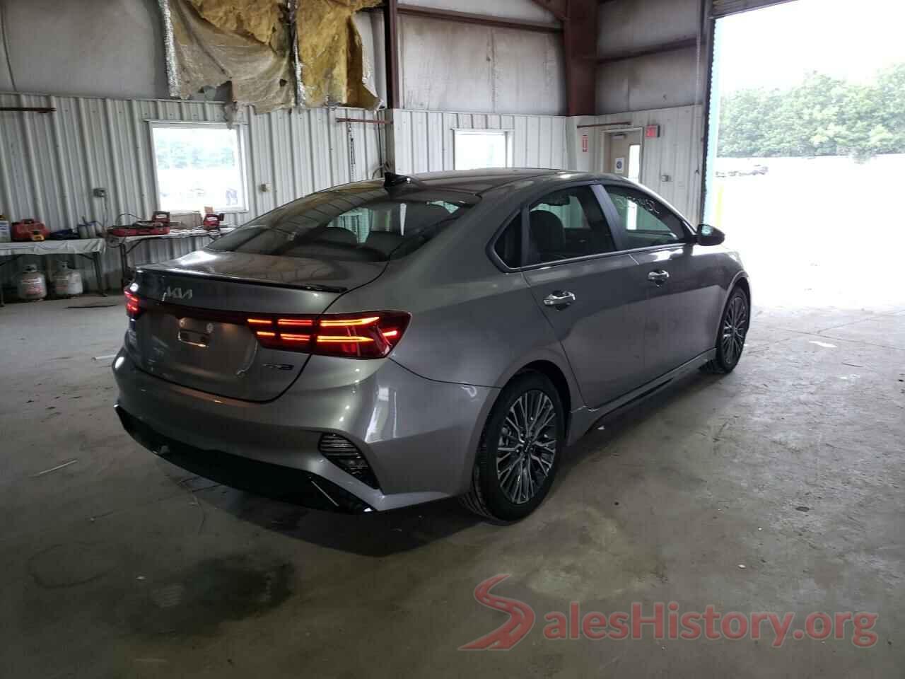 3KPF54AD5NE498523 2022 KIA FORTE