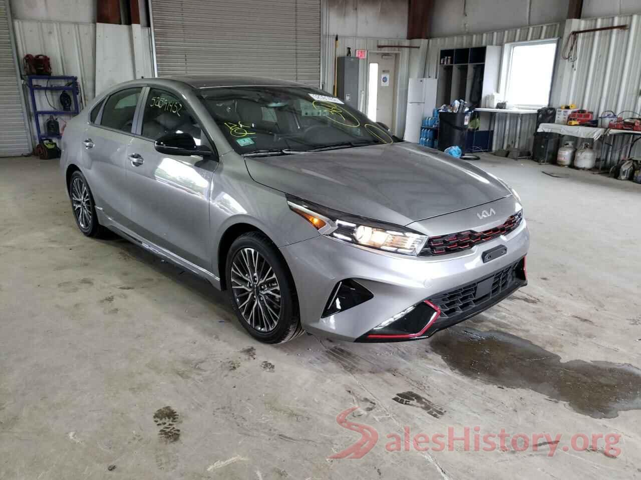 3KPF54AD5NE498523 2022 KIA FORTE