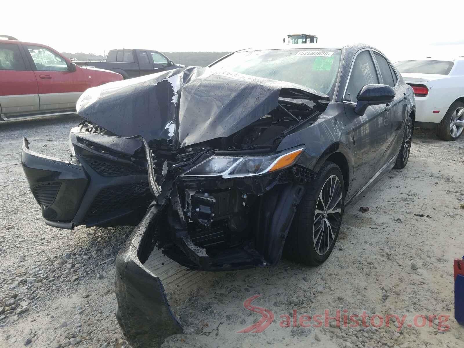 4T1B11HK7JU600795 2018 TOYOTA CAMRY