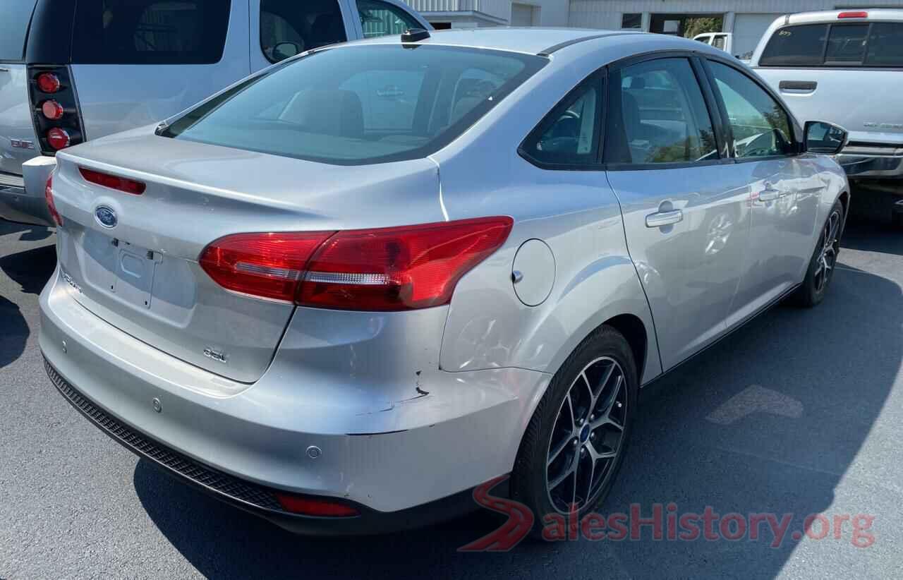 1FADP3H22JL227300 2018 FORD FOCUS