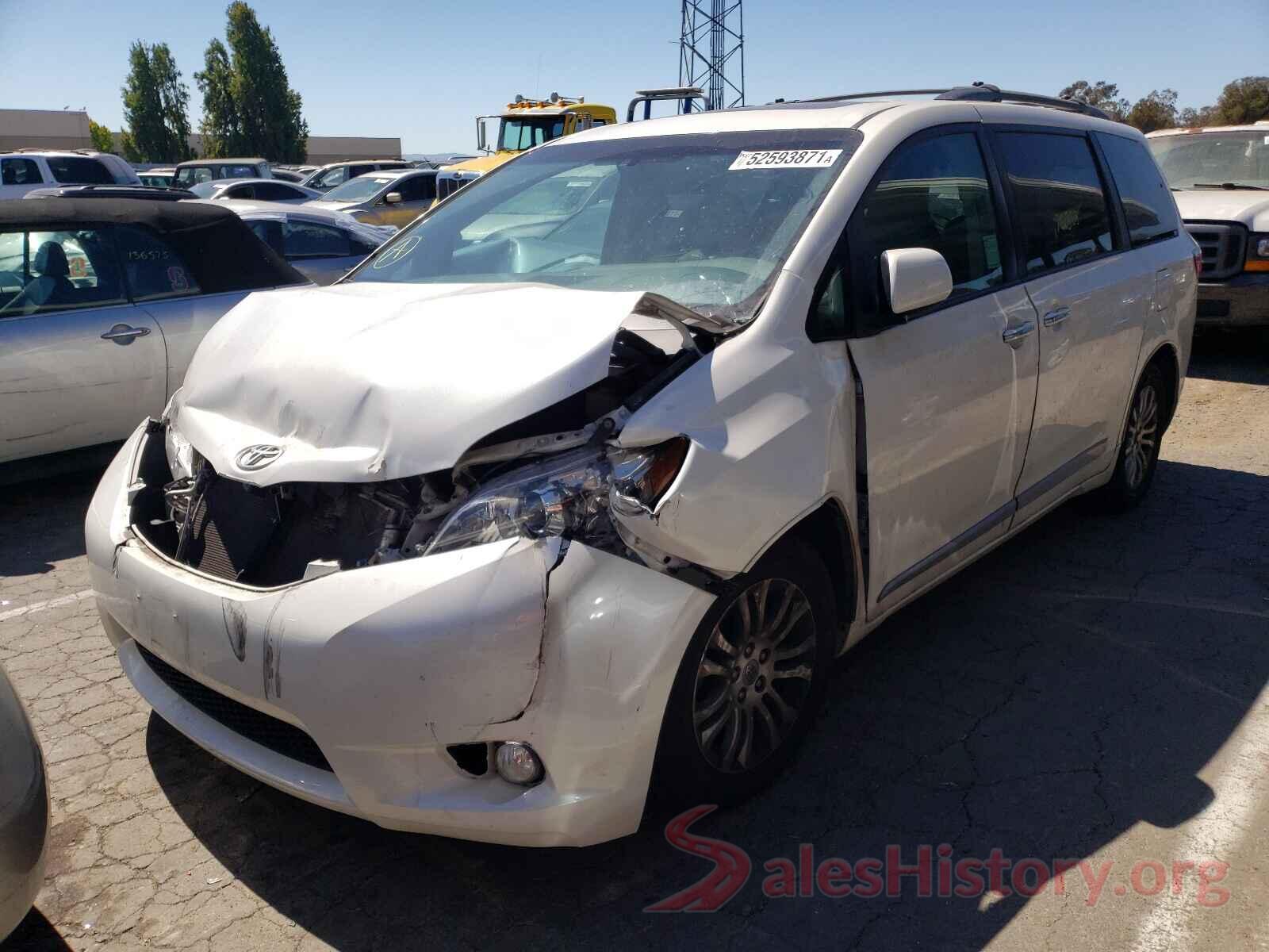 5TDYZ3DC9HS799140 2017 TOYOTA SIENNA