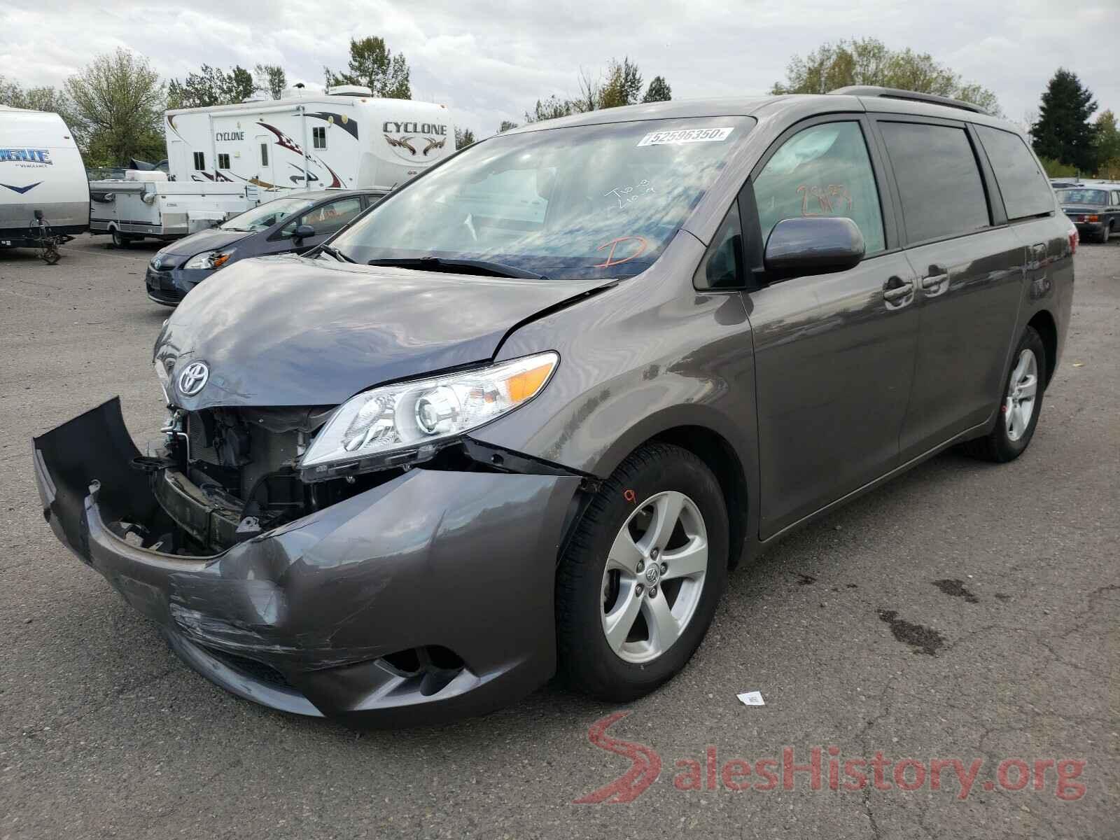 5TDKZ3DC2HS898016 2017 TOYOTA SIENNA