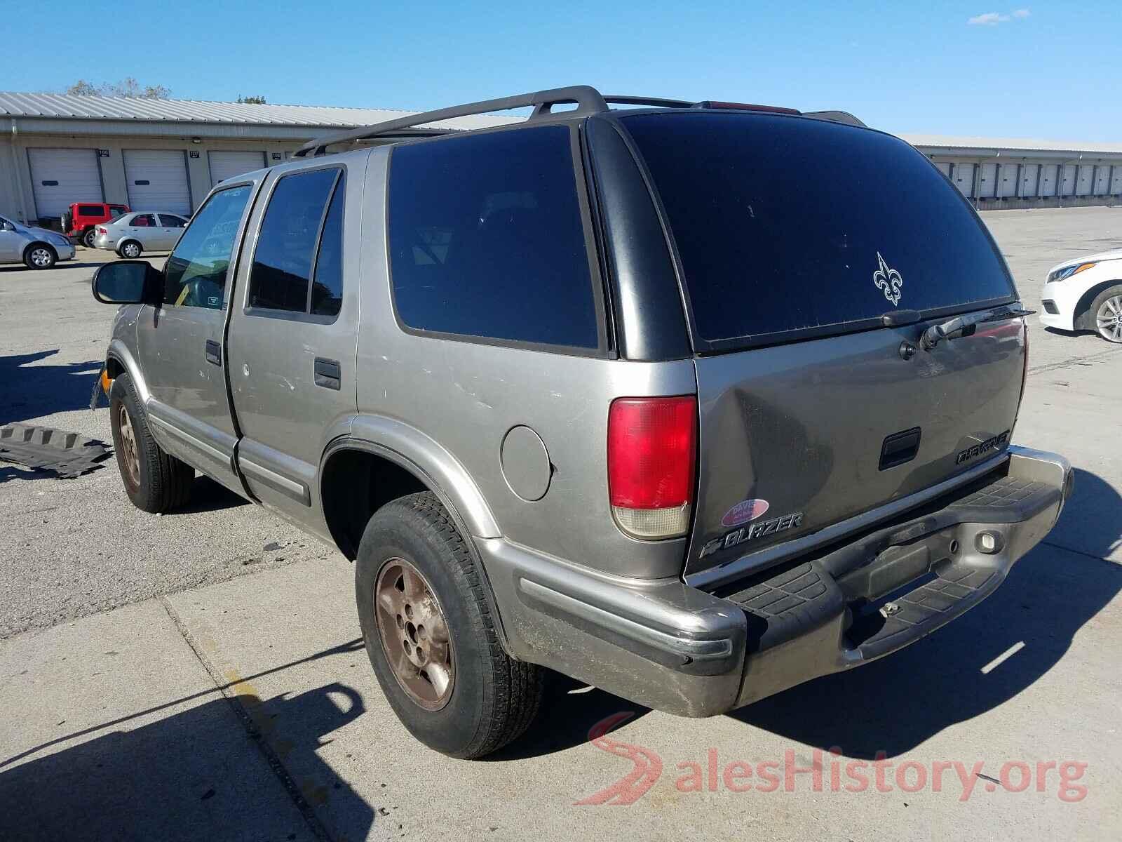 1GNDT13W3W2273436 1998 CHEVROLET BLAZER