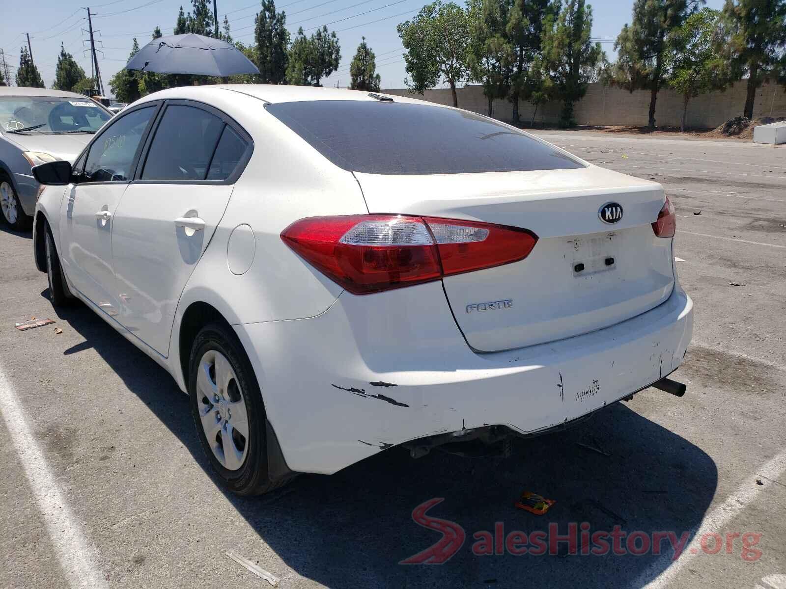 KNAFK4A6XG5574372 2016 KIA FORTE