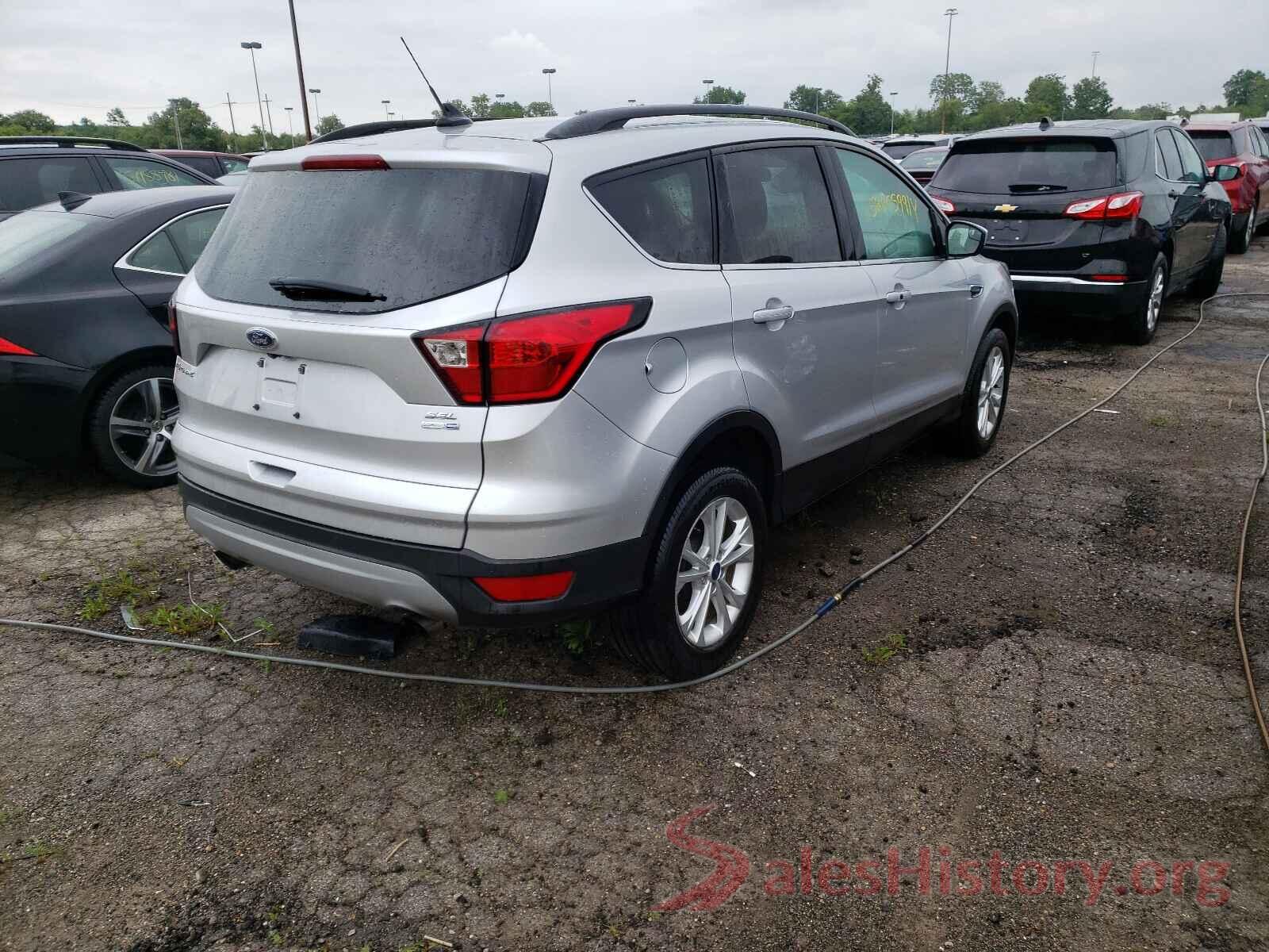 1FMCU9HD2KUA97013 2019 FORD ESCAPE