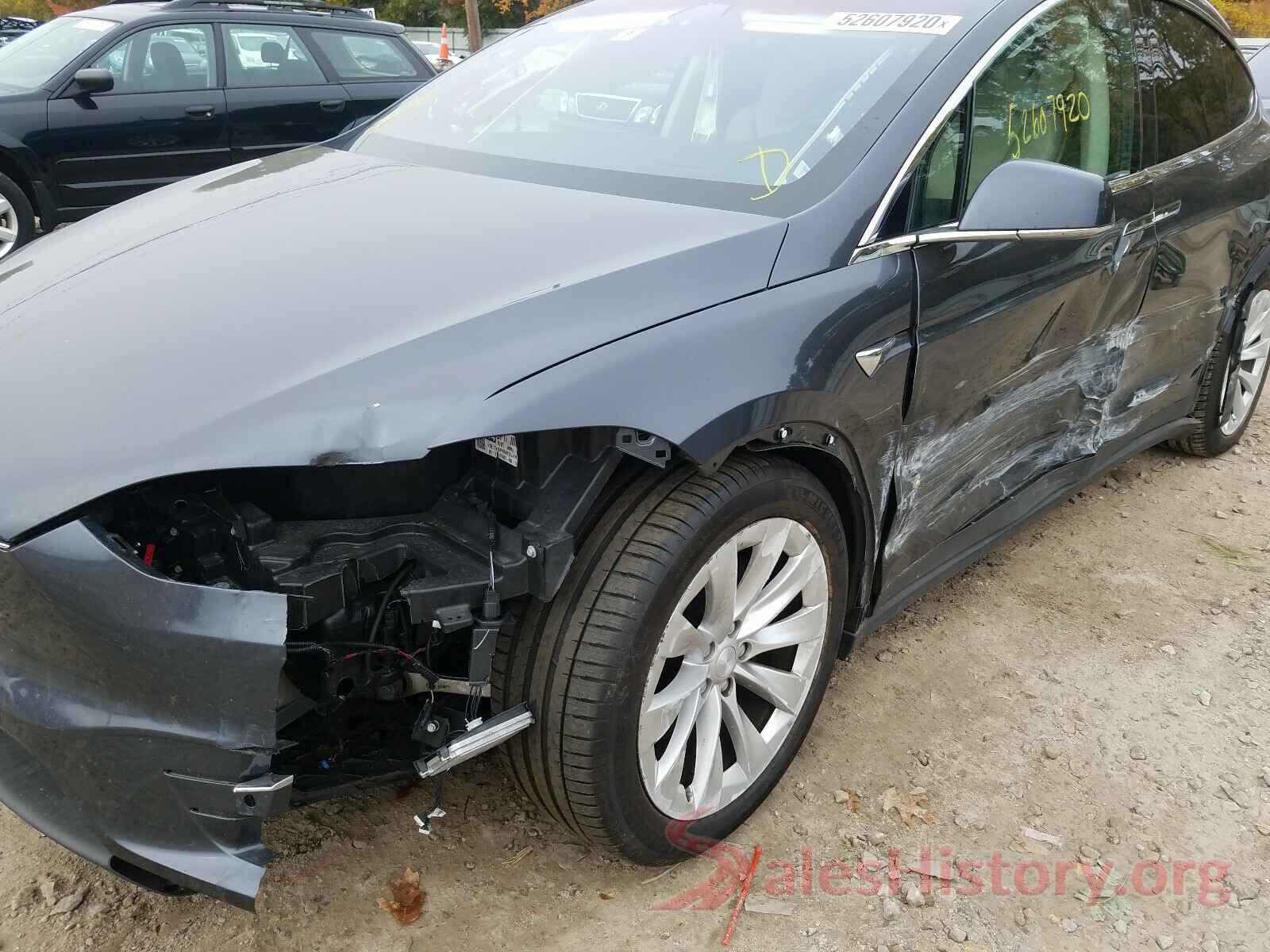 5YJXCAE23JF126555 2018 TESLA MODEL X