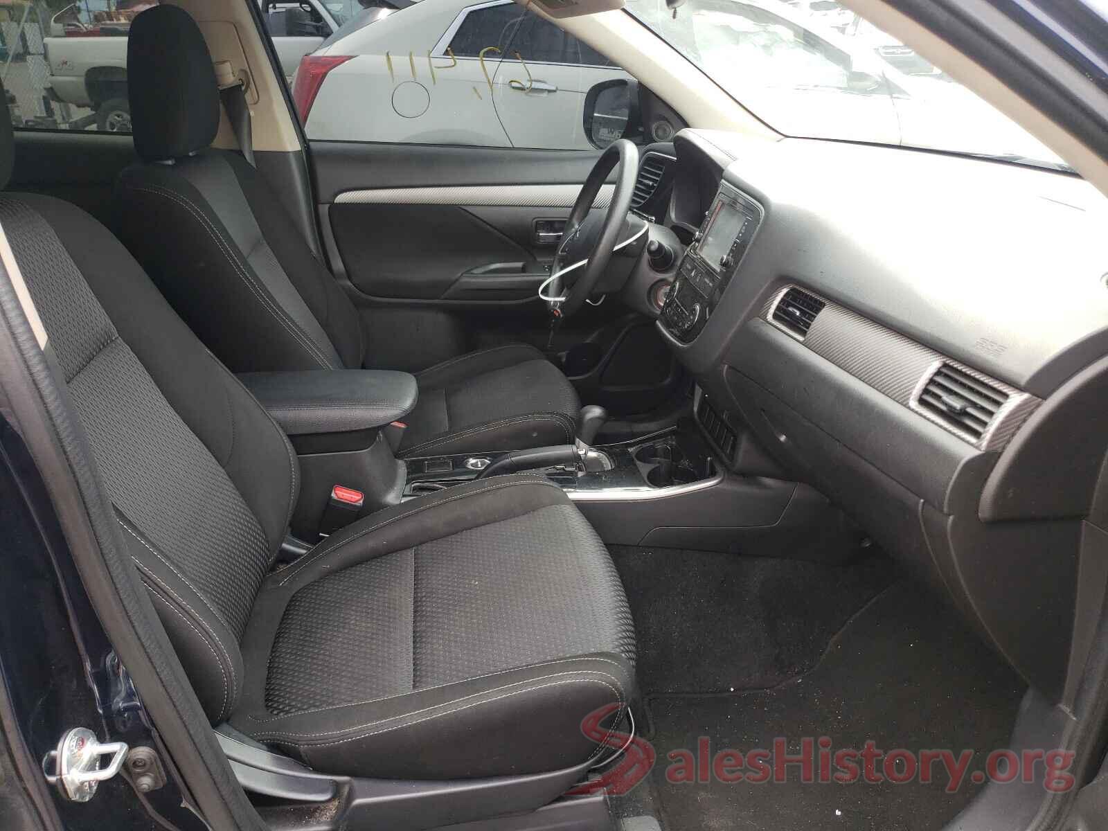 JA4AZ3A36JJ005598 2018 MITSUBISHI OUTLANDER