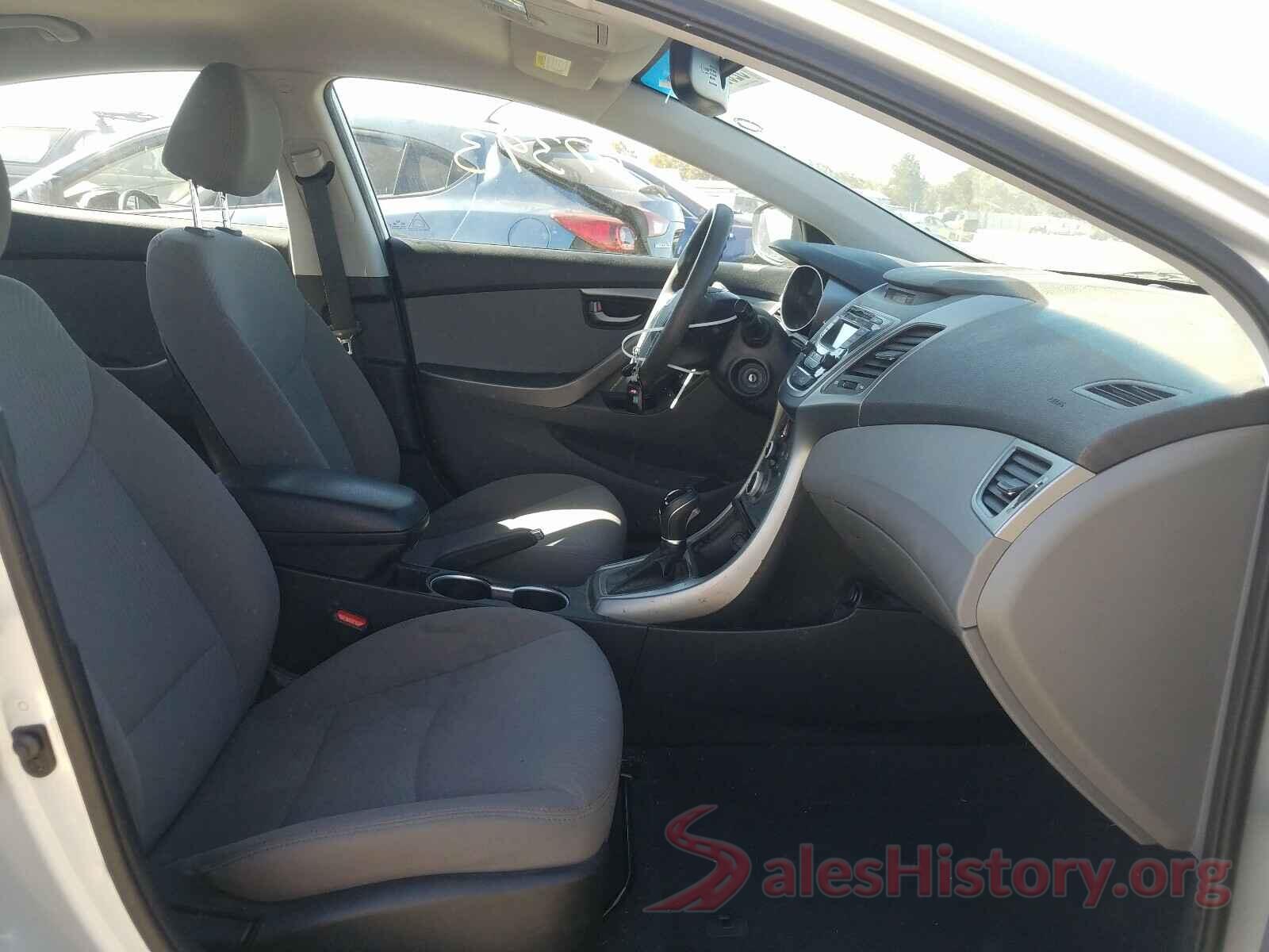 5NPDH4AE6GH667034 2016 HYUNDAI ELANTRA