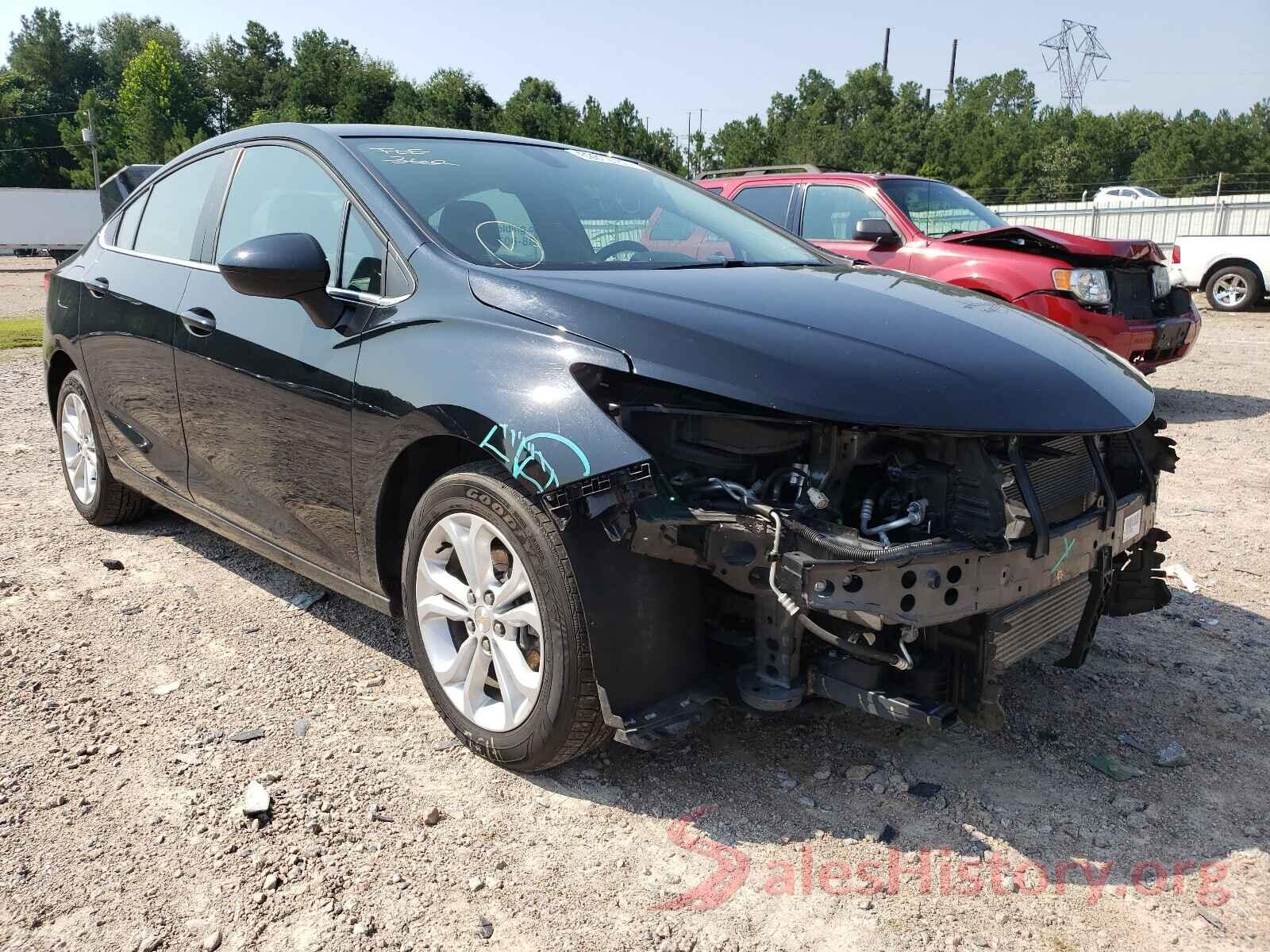 1G1BE5SM2K7117153 2019 CHEVROLET CRUZE