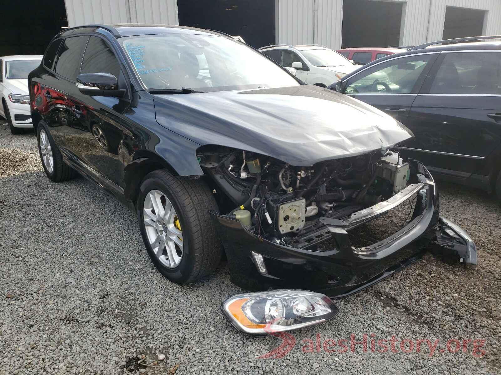 YV440MDJ7G2917475 2016 VOLVO XC60