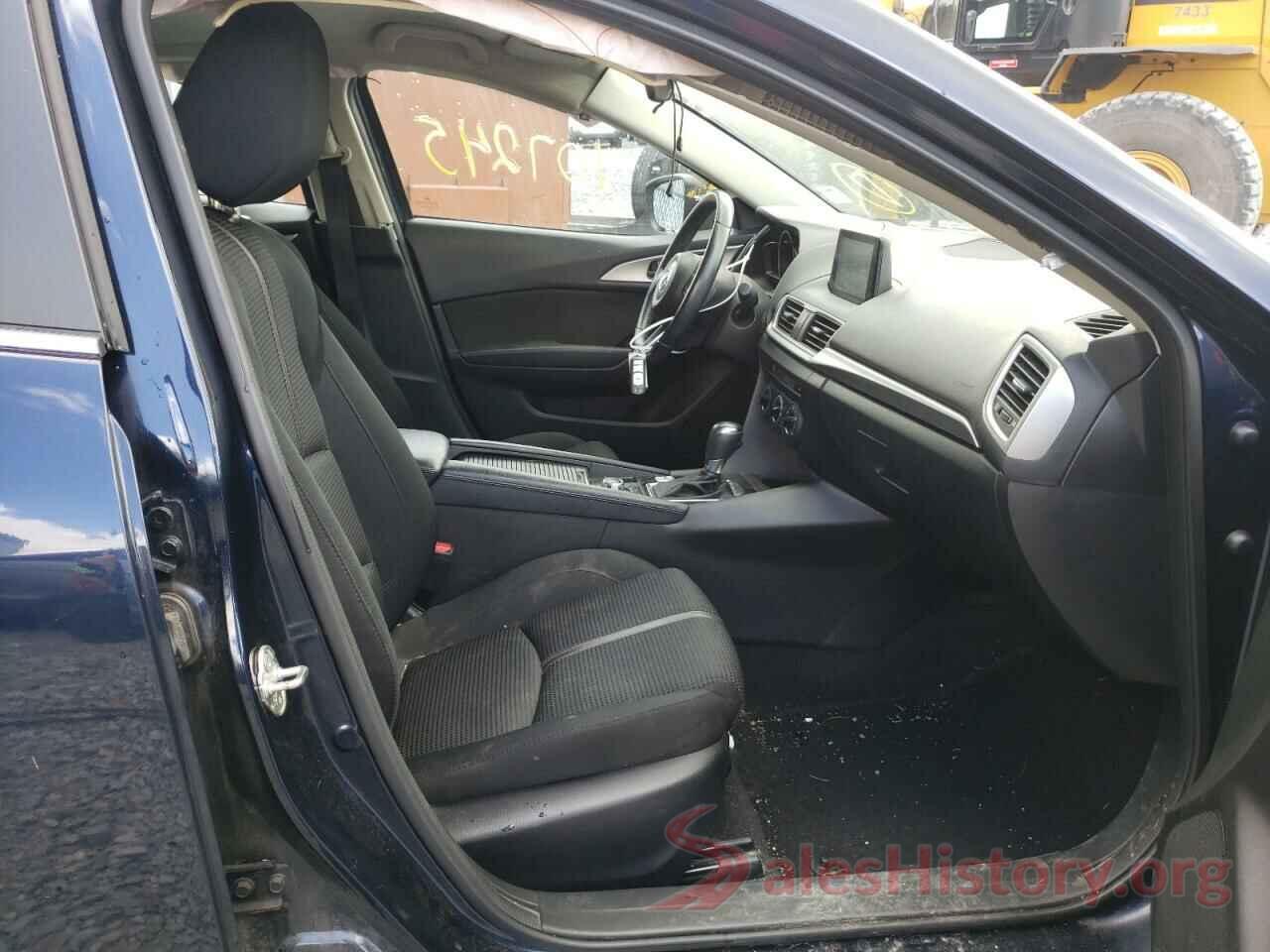 JM1BN1V75J1179329 2018 MAZDA 3