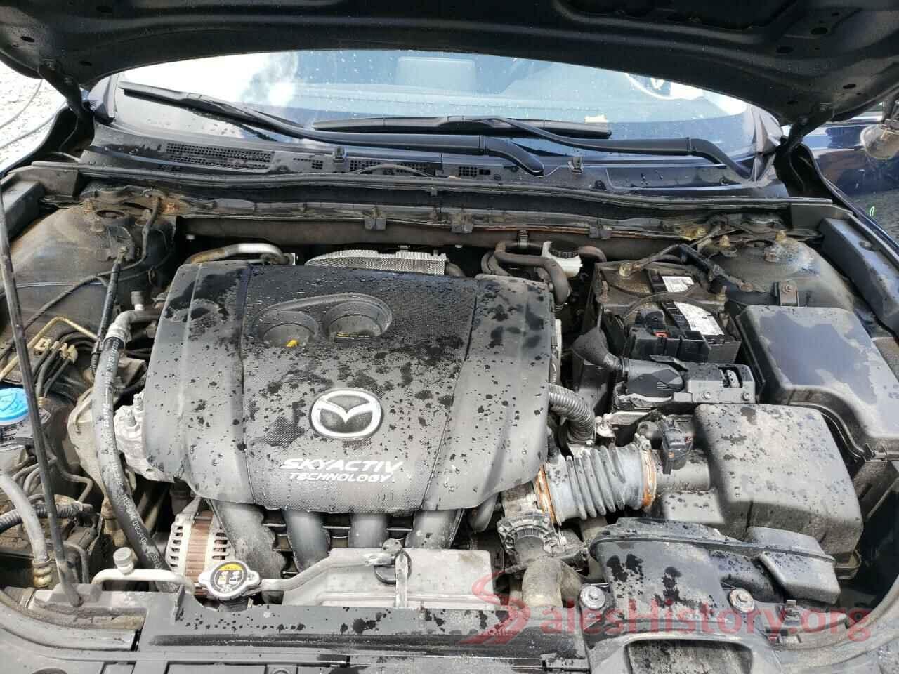 JM1BN1V75J1179329 2018 MAZDA 3