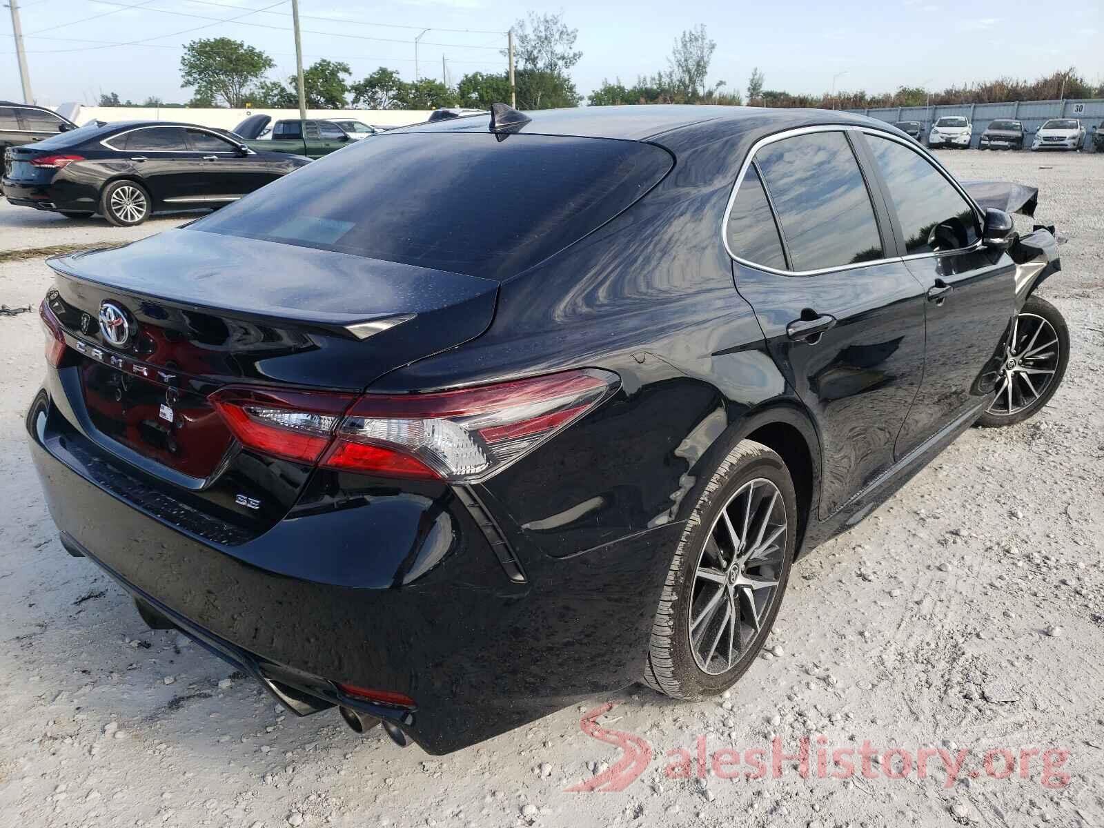 4T1G11AK1MU520929 2021 TOYOTA CAMRY