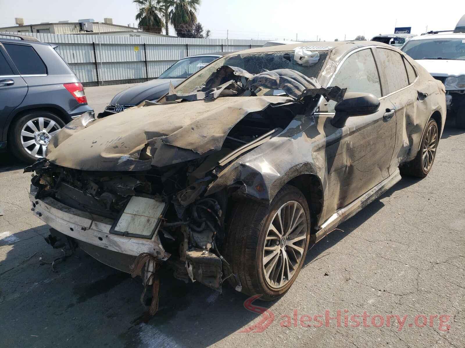 4T1B11HK6KU725546 2019 TOYOTA CAMRY