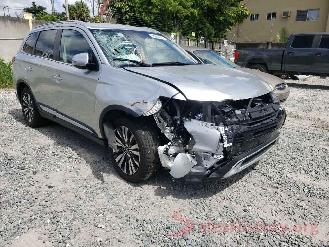 JA4AD3A3XLZ030460 2020 MITSUBISHI OUTLANDER