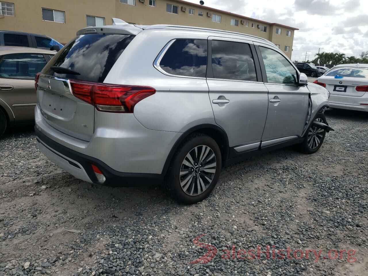 JA4AD3A3XLZ030460 2020 MITSUBISHI OUTLANDER