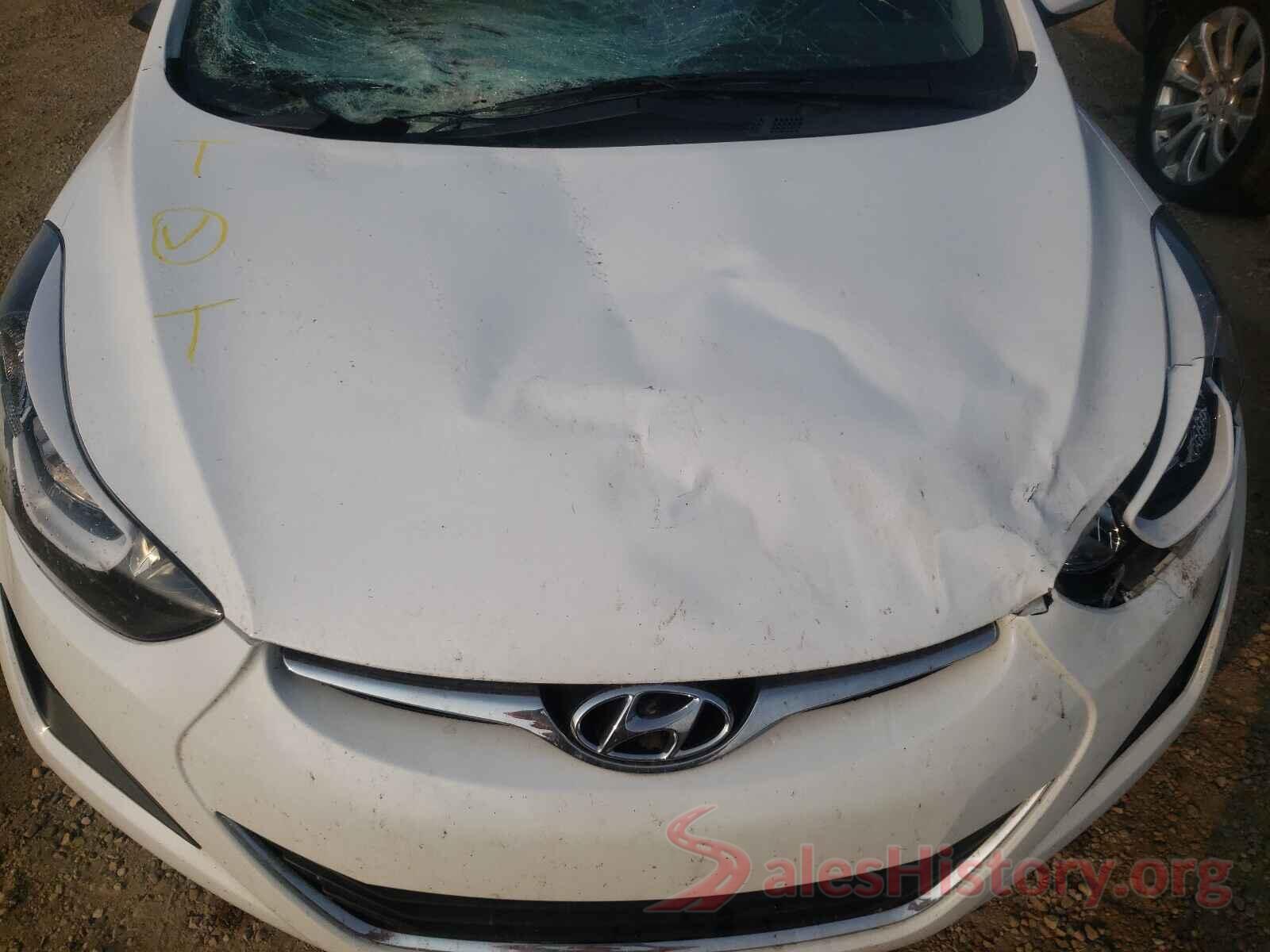 5NPDH4AE8GH676267 2016 HYUNDAI ELANTRA