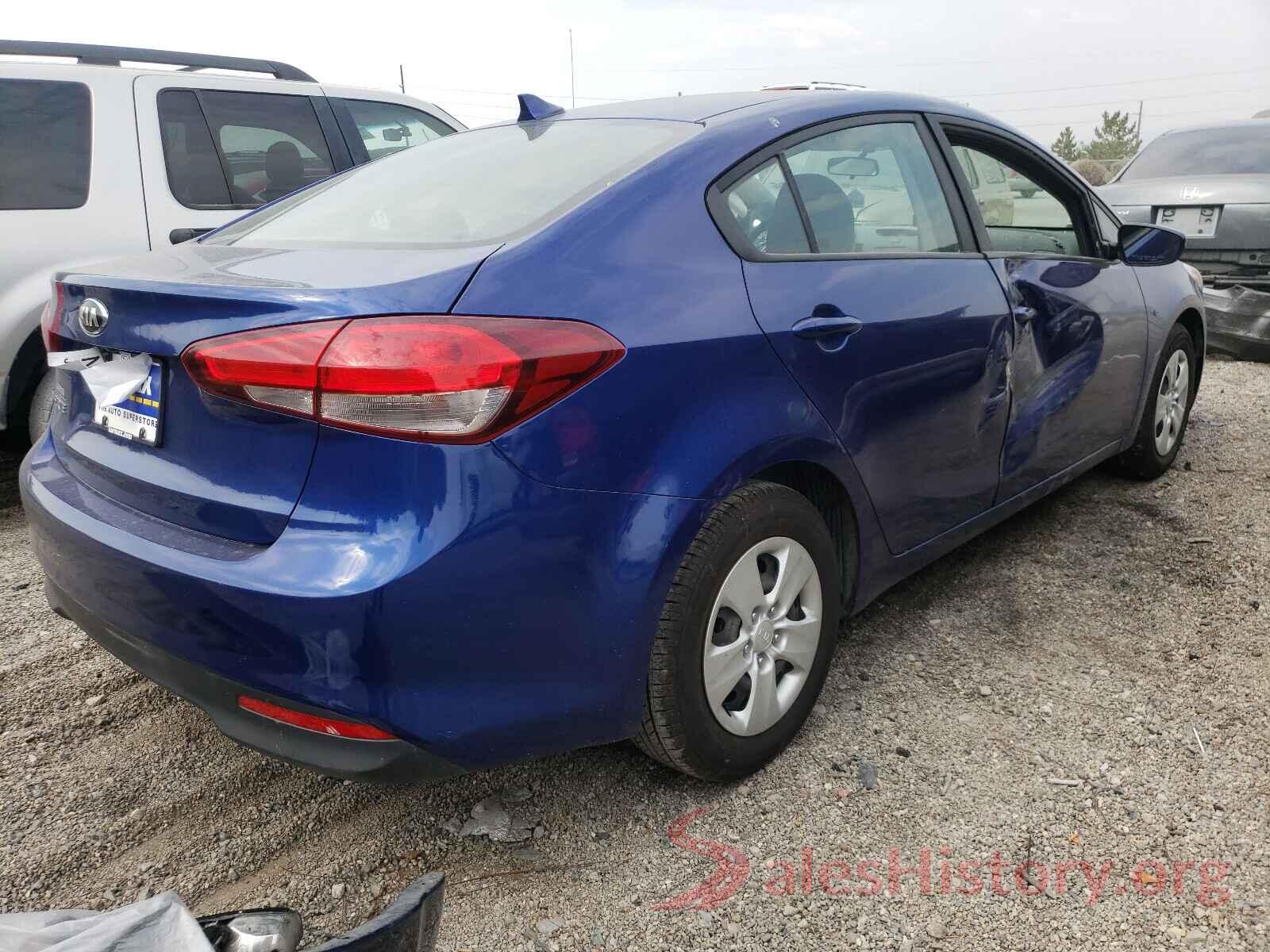 3KPFL4A71HE029532 2017 KIA FORTE