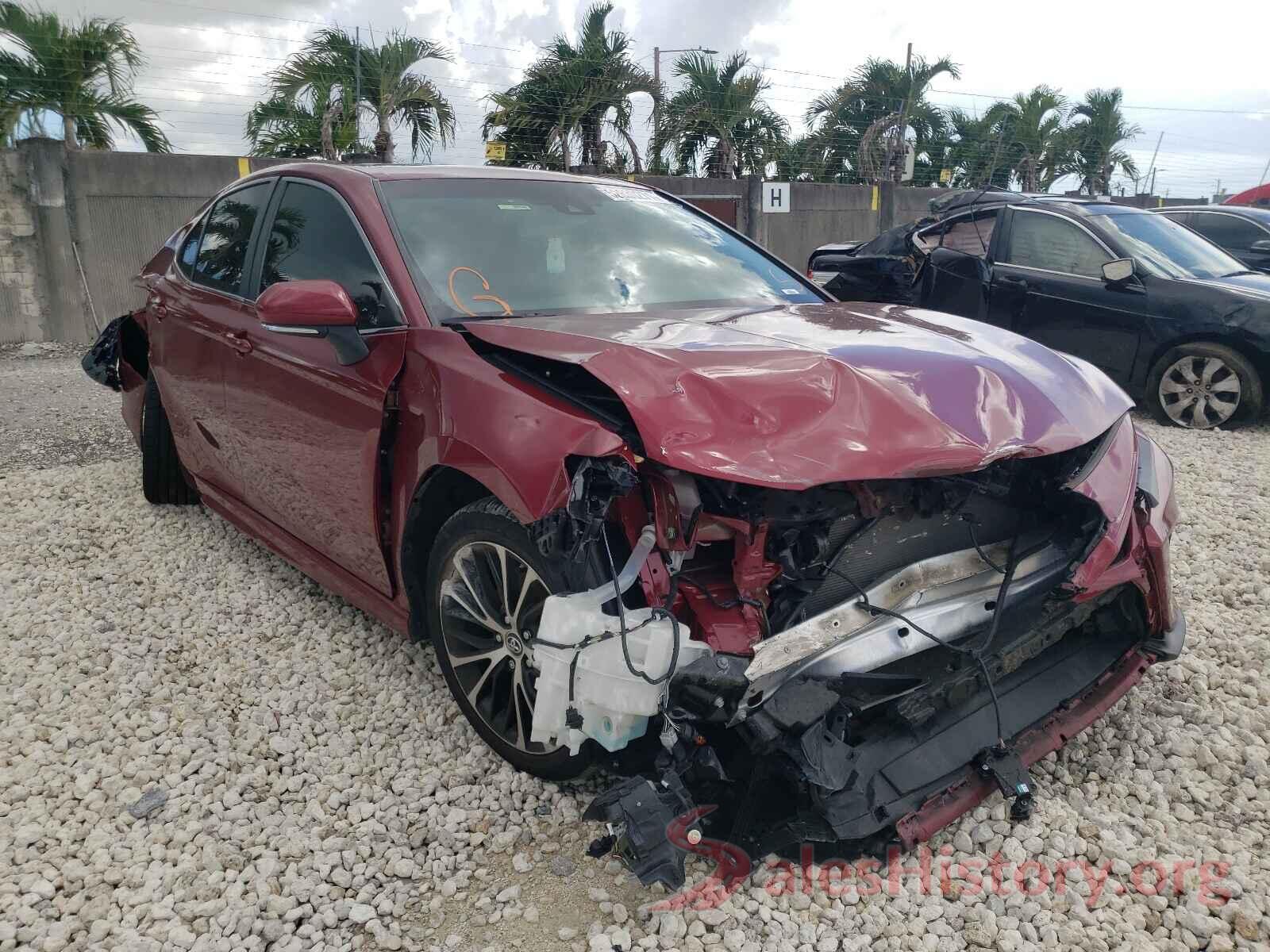 4T1B11HK7JU541022 2018 TOYOTA CAMRY