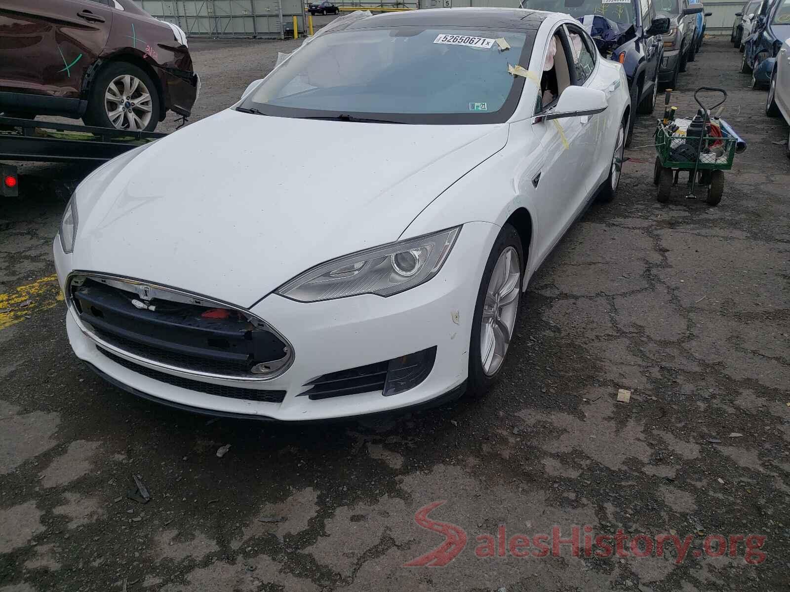 5YJSA1AG8DFP09225 2013 TESLA MODEL S