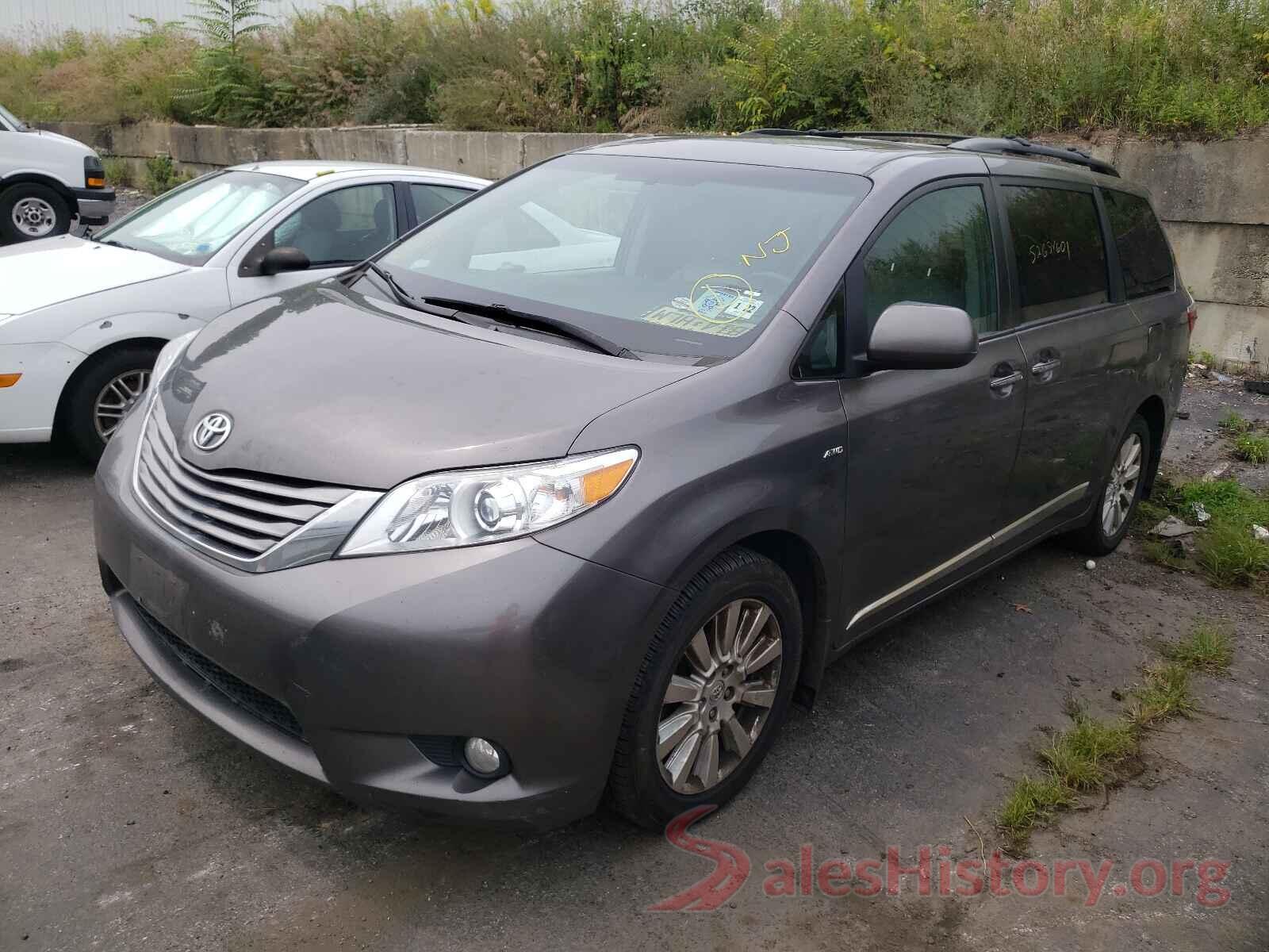 5TDDZ3DC0HS157579 2017 TOYOTA SIENNA