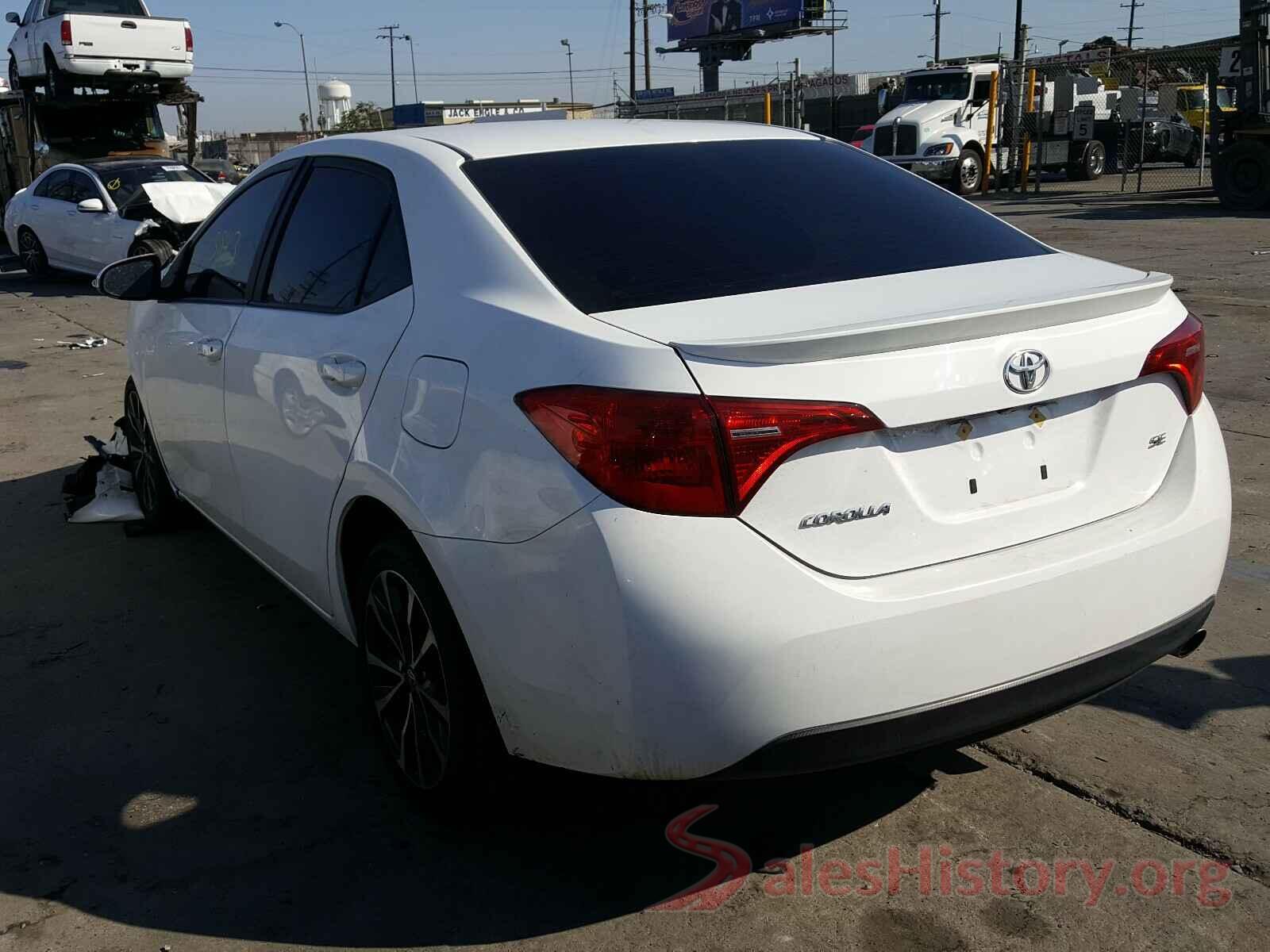 2T1BURHE2JC049757 2018 TOYOTA COROLLA