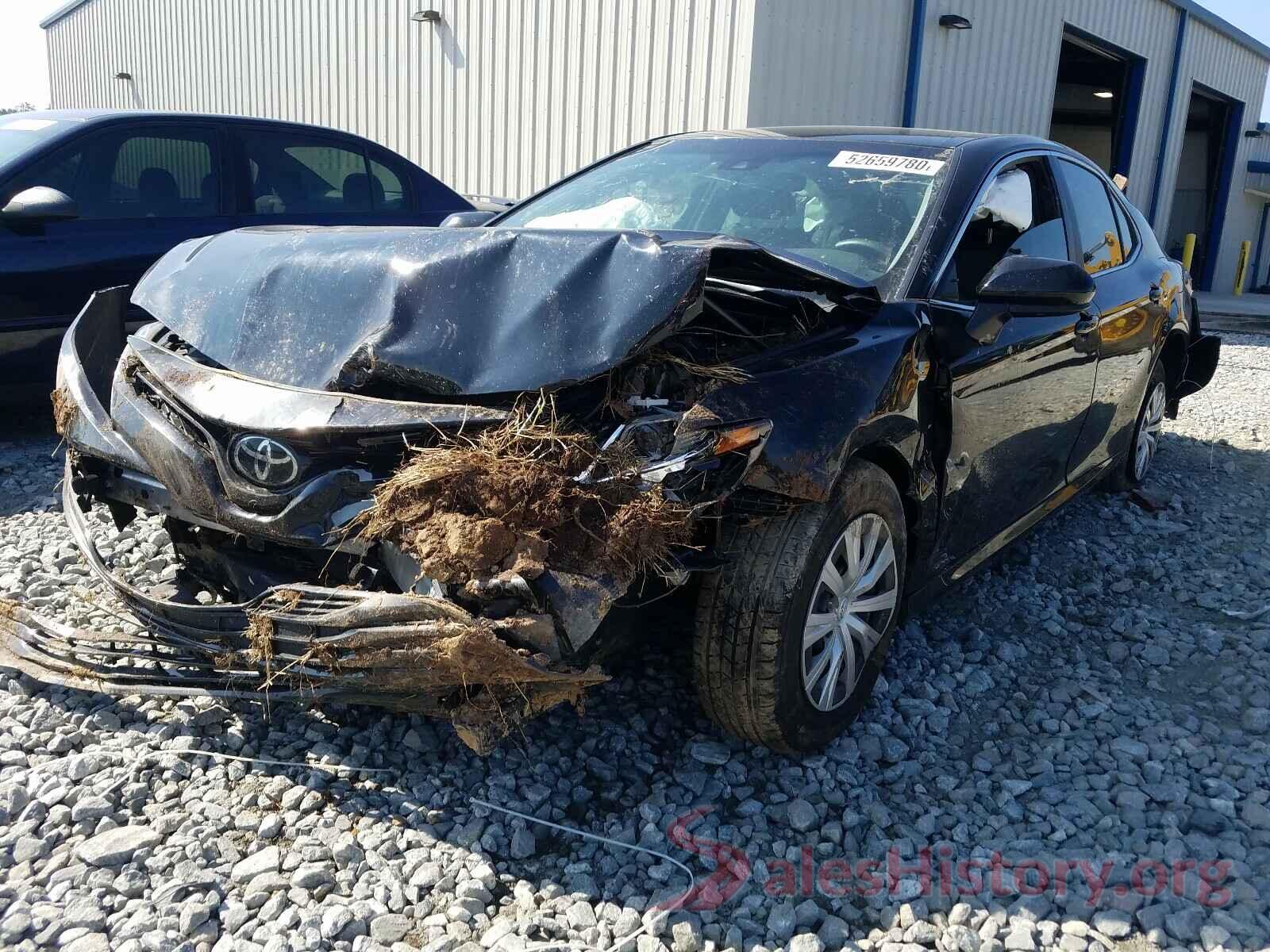 4T1B11HK8JU645471 2018 TOYOTA CAMRY