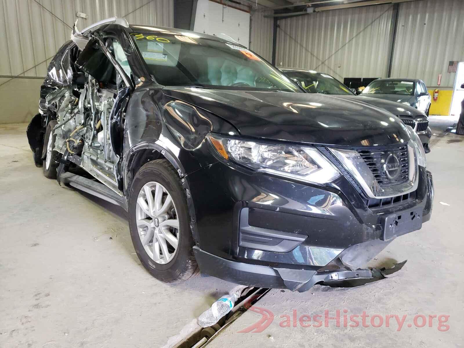 KNMAT2MV4JP581508 2018 NISSAN ROGUE