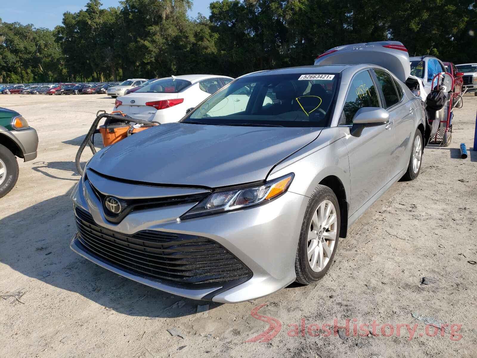 4T1B11HK5JU621967 2018 TOYOTA CAMRY